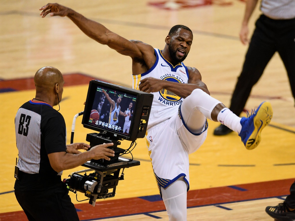 无论是球场 无论是球场